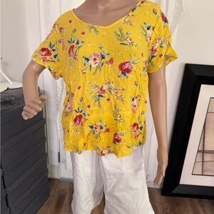 Torrid Yellow Floral Short Sleeve Blouse